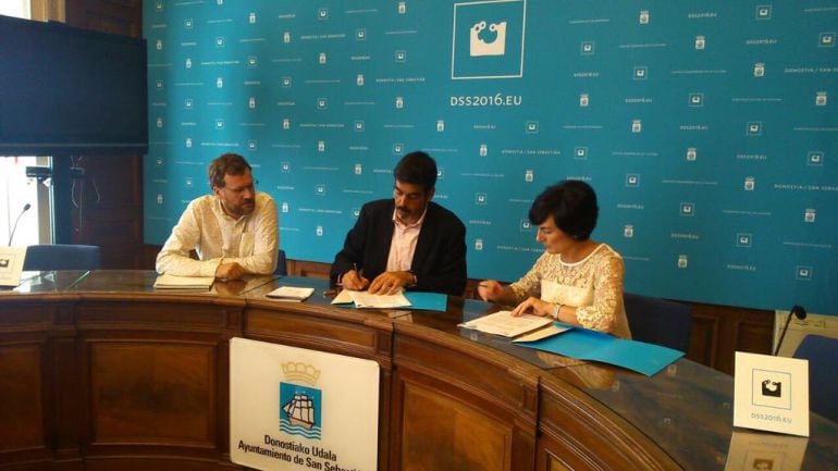 Berástegui, Goia e Iturbe firman esta mañana un acuerdo de colaboración entre San Sebastián 2016 e EiTB.