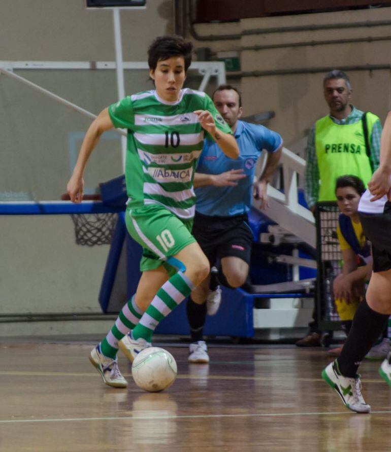 Iria Saeta,  jugadora del Cidadde das Burgas,máxima goleadora de la liga de la Primera División de Fútbol Sala Femenino