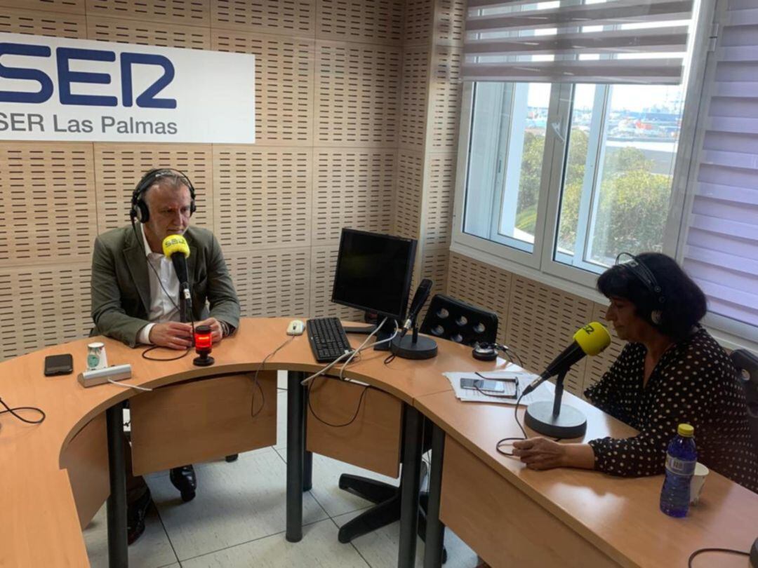 El presidente del Gobierno de Canarias, Ángel Víctor Torres, este viernes en los estudios de SER Las Palmas