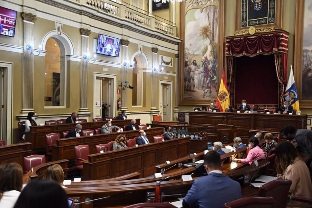 Sesión del pleno del Parlamento.