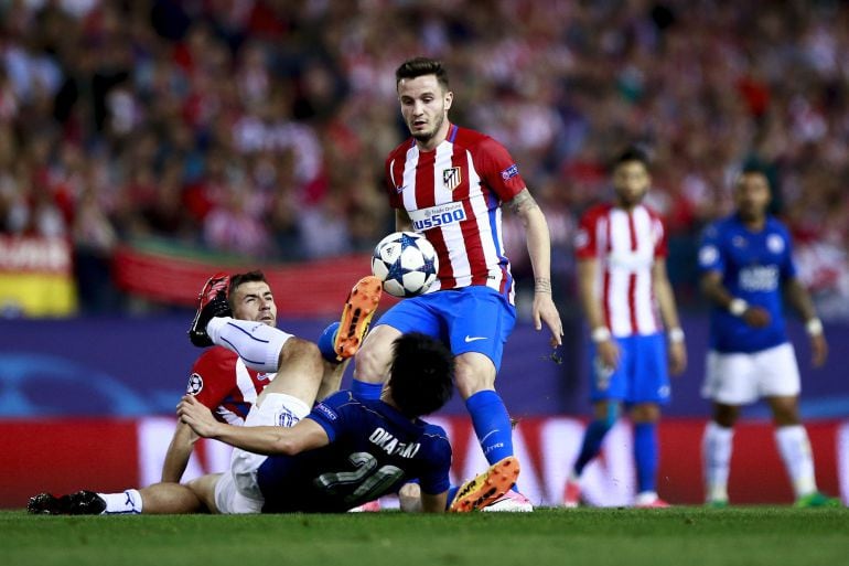 Saúl en el duelo ante el Leicester.