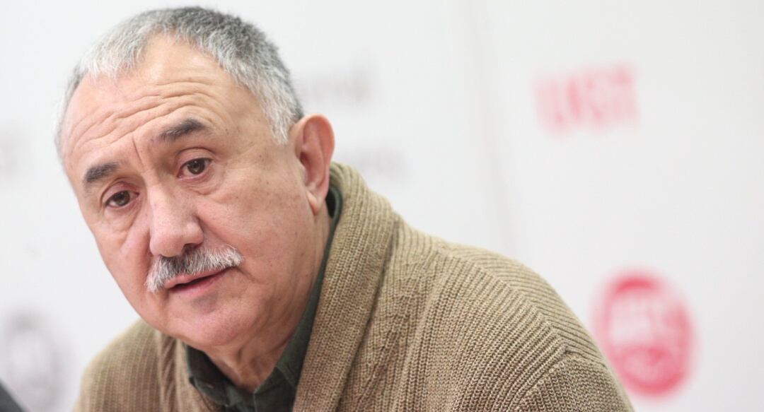 El secretario general de UGT, Pepe Álvarez, visita la isla de Tenerife se reúne con el presidente canario, Ángel Víctor Torres