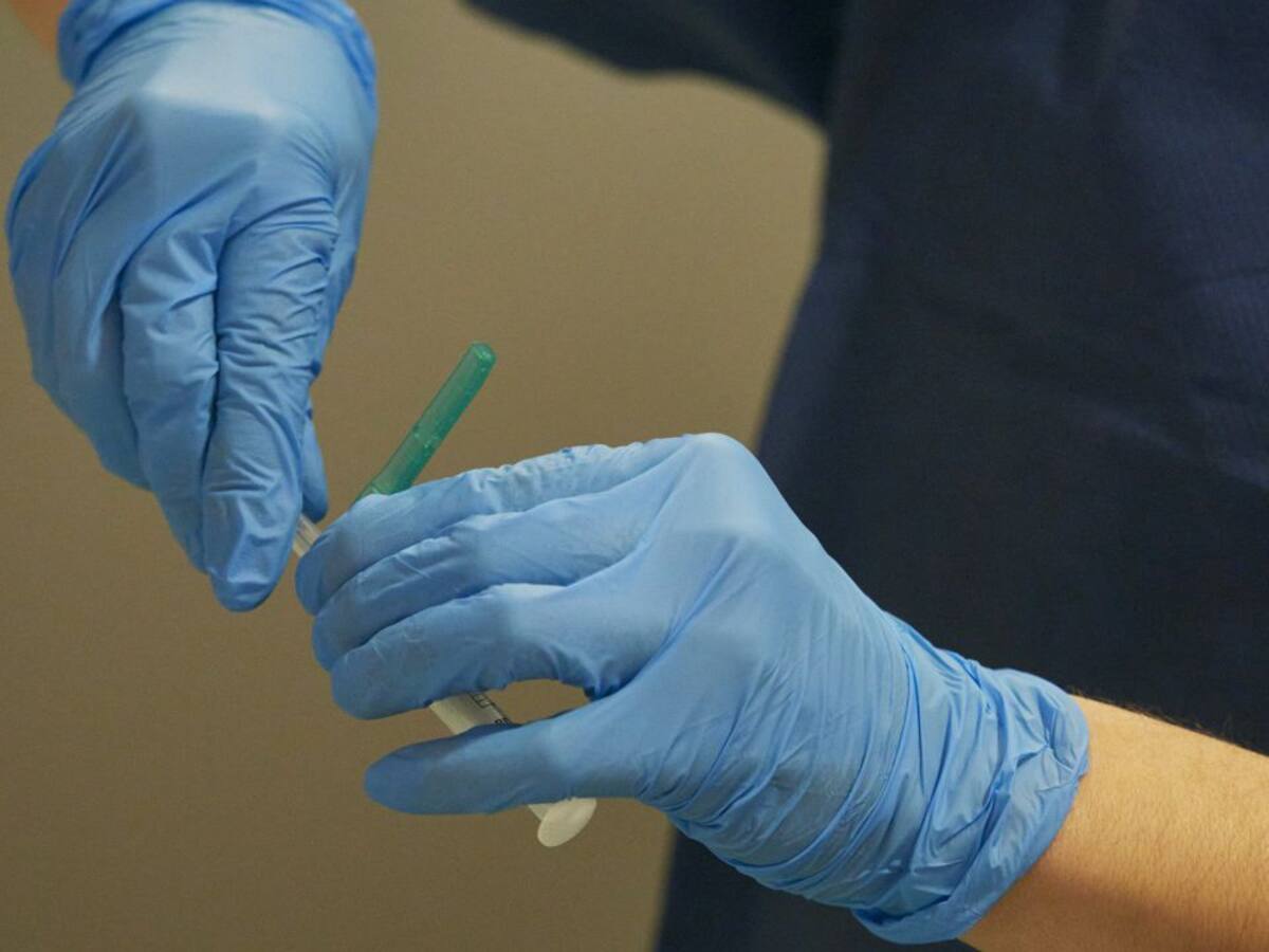 La incidencia acumulada sube hasta los 156 casos de COVID-19 en Navarra: 125 positivos en la última jornada