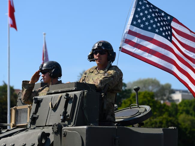 Soldados de Estados Unidos en un tanque durante un desfile el pasado año en Varsovia.