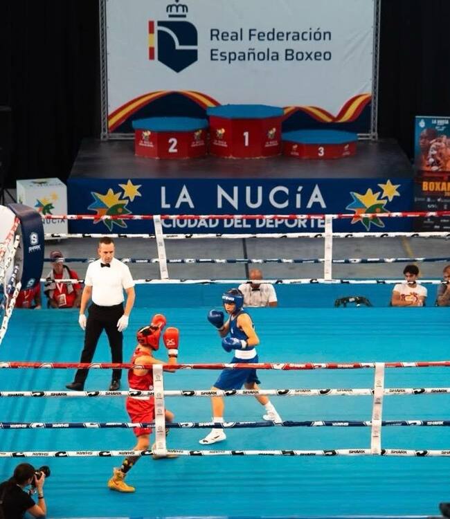 El joven púgil del club Lola Boxing mostró su talento, disciplina y capacidad de superación, tras lesionarse durante la final.