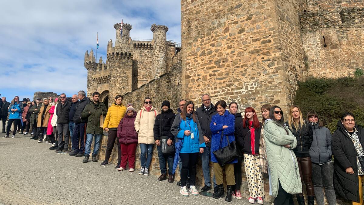 Guías Bierzo cierra un año de actividad con un modesto y gratificante 4% de la entrada total al castillo de Ponferrada