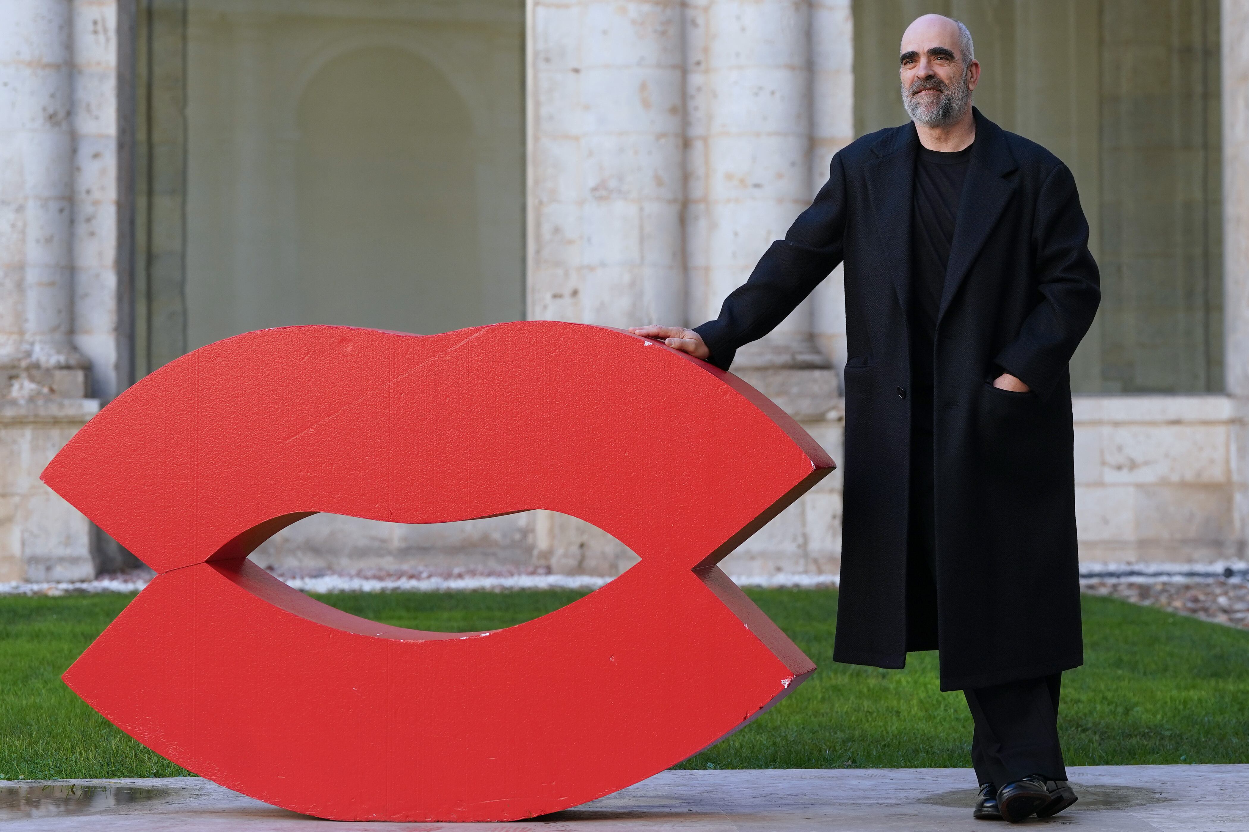 VD01.VALLADOLID, 26/10/2025.- El actor de la película &#039;Golpes&#039; Luis Tosar posa esta mañana durante la presentación de este largometraje con el que el director Rafael Cobos participa en la sección oficial de la 70 edición de la Semana Internacional de Cine de Valladolid (SEMINCI). EFE/Nacho Gallego
