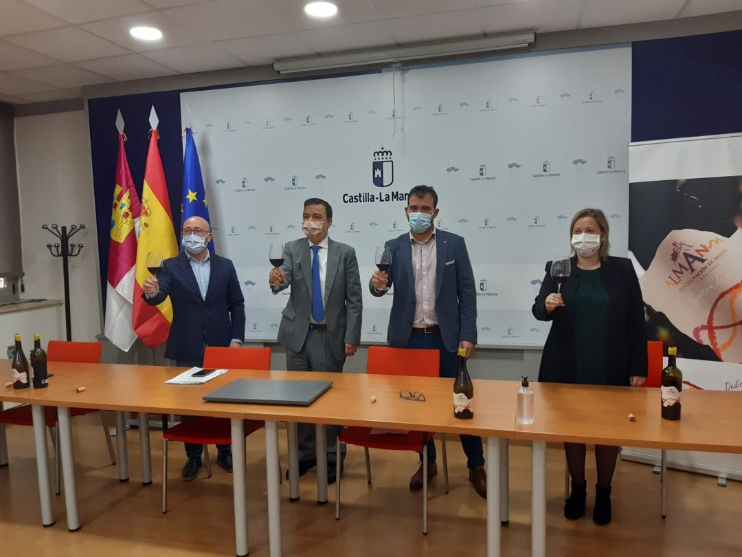 Presentación de la nueva etiqueta de la Denominación de Origen Almansa. 