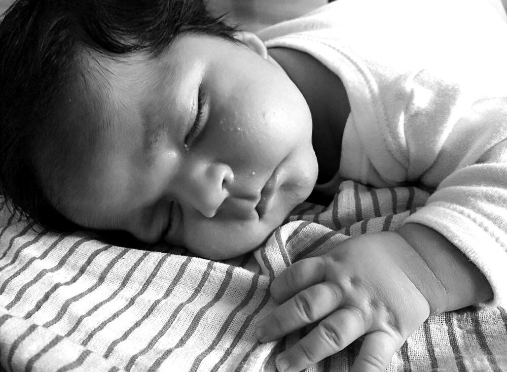 Dante necesita una operación para oir bien