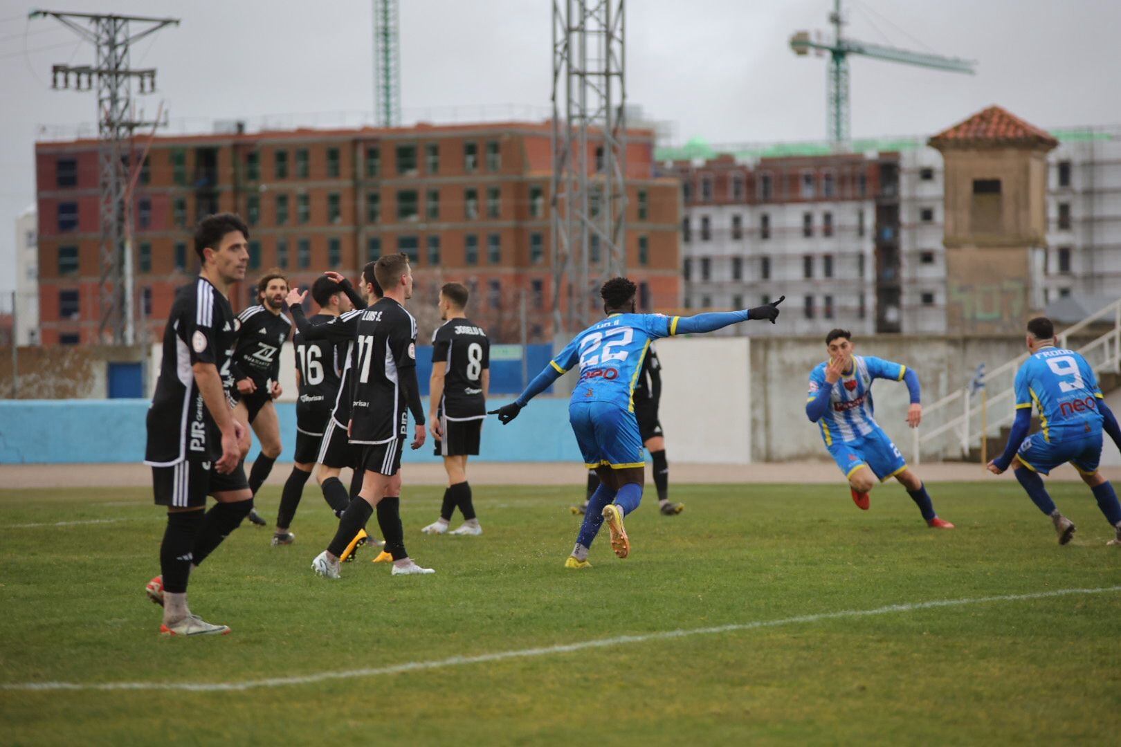 El 1-0, celebrado por el equipo