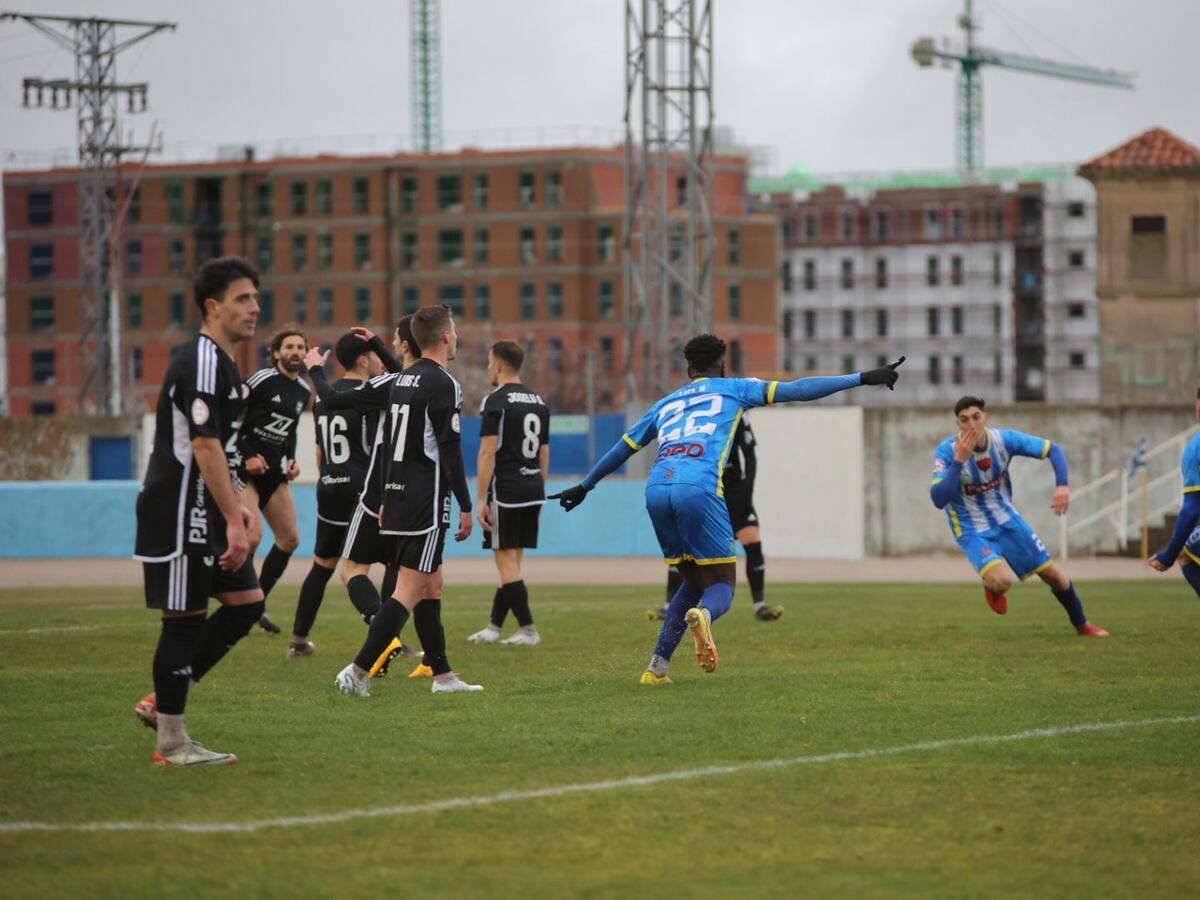 La Arandina vuelve a ganar y cree en sus opciones