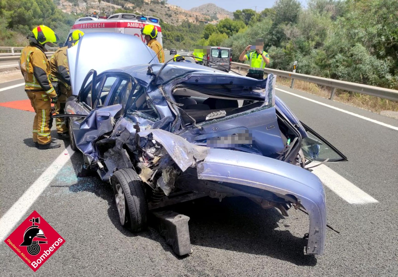 Imagen de uno de los vehículos del accidente