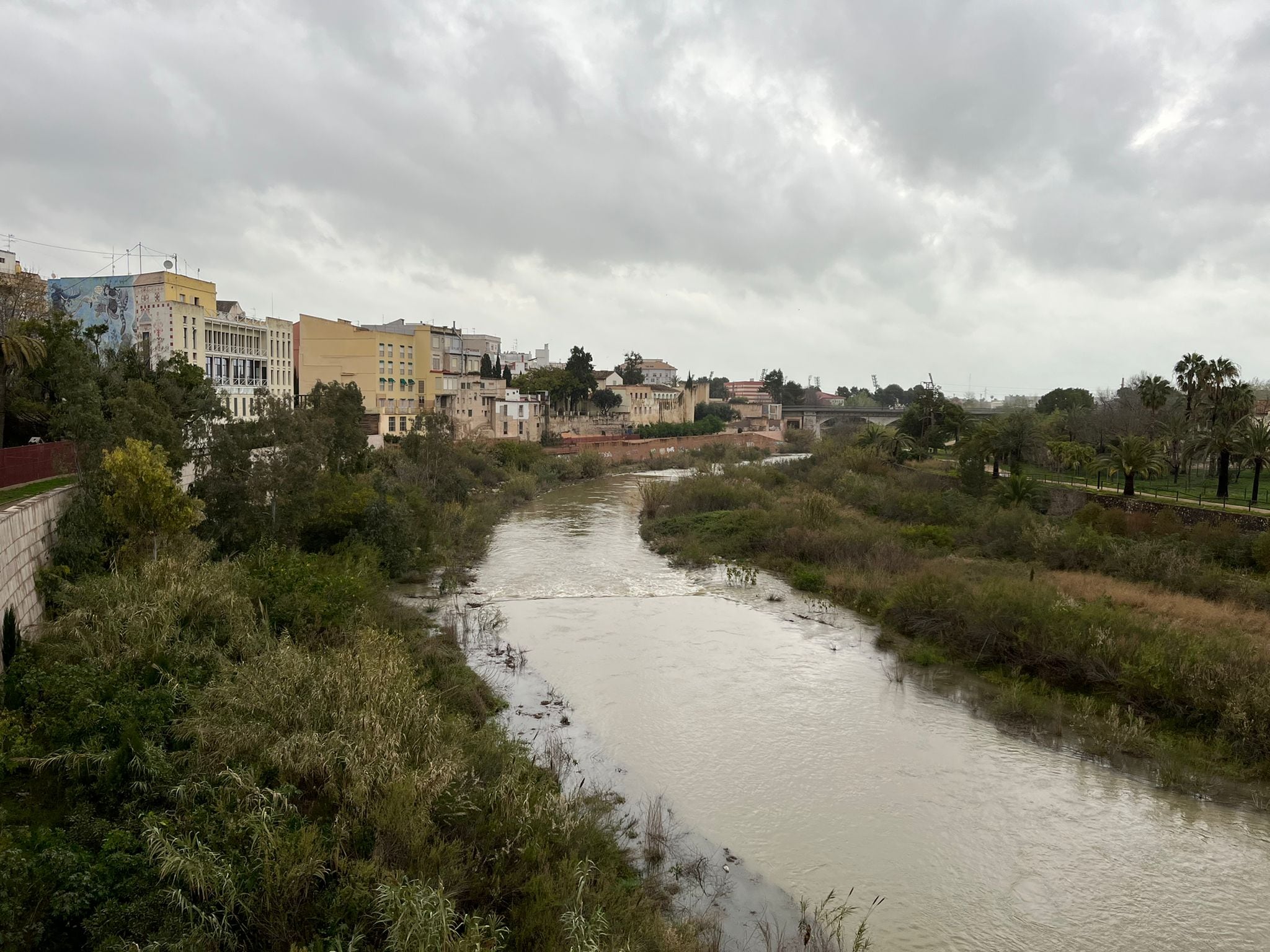 Río Serpis lleno de agua por la borrasca Celia