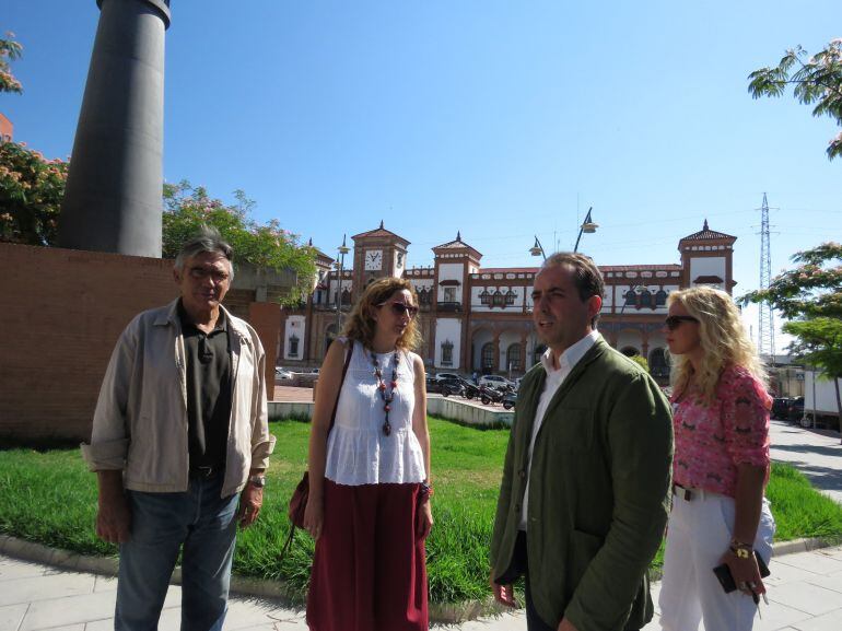 Antonio Saldaña, PP, ha visitado este martes la plaza de la Estación de Jerez