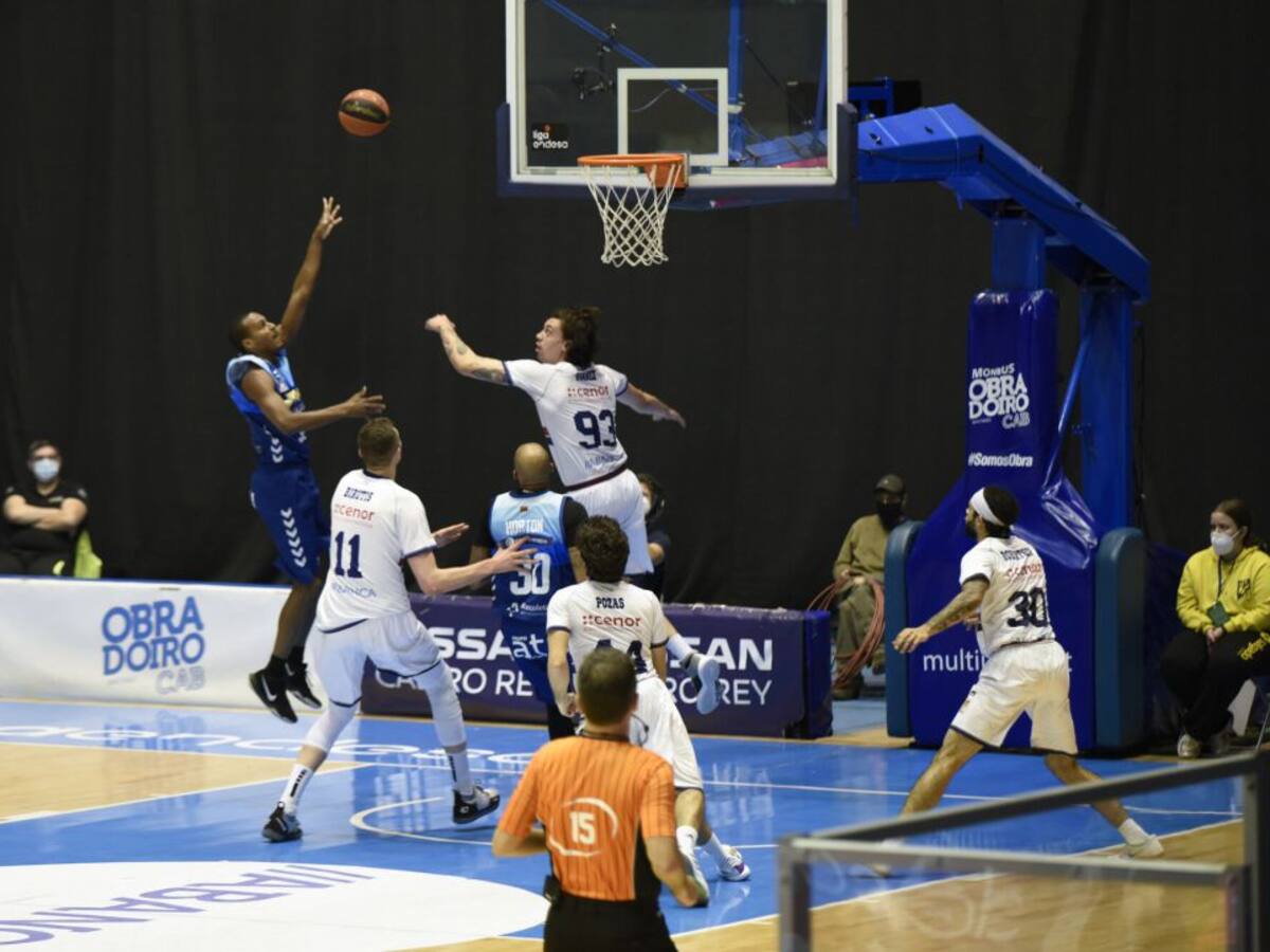 Hereda San Pablo Burgos logra la octava victoria ante Obradoiro