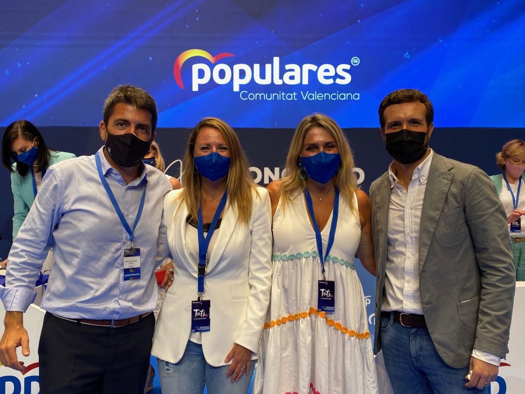 Begoña Carrasco y Marta Barrachina junto a Carlos Mazón y Pablo Casado