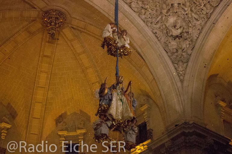 La Virgen ha sido coronada esta tarde