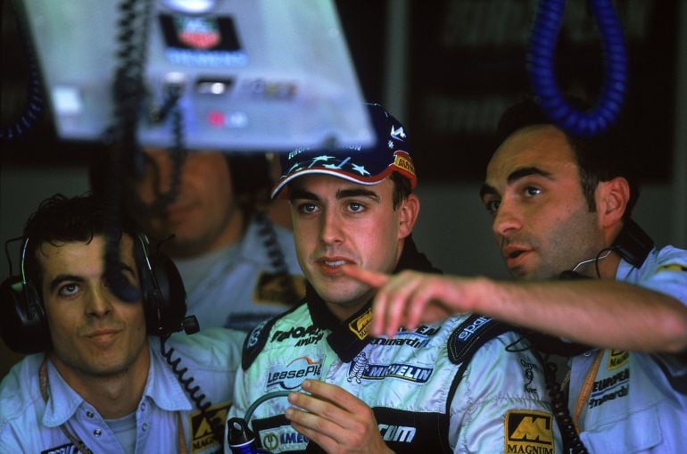 Fernando Alonso, durante su etapa en Minardi en 2001