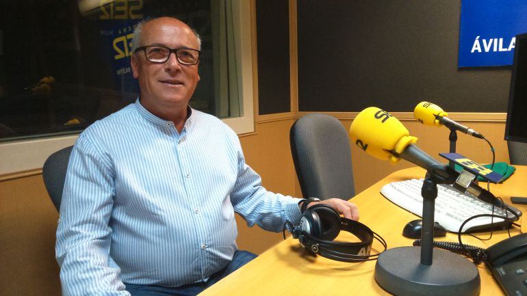 El candidato de Unidos Podemos momentos antes de la entrevista en Hoy por Hoy Ávila