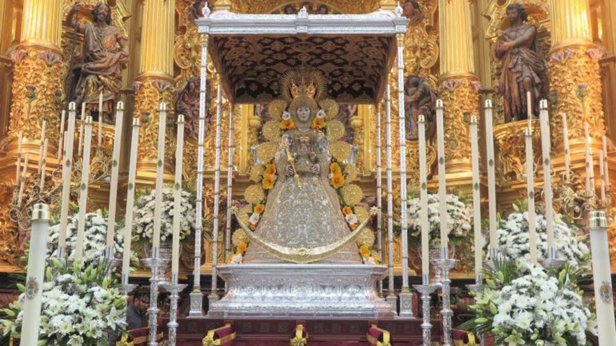 La Matriz de Almonte convoca a sus hermanos para abordar la conservación y restauración de la imagen de la Virgen del Rocío