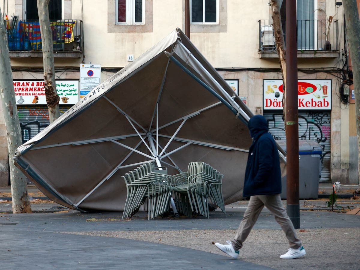 Llega a España Oriana, la octava gran borrasca que cerrará seis semanas de lluvia, viento y mala mar