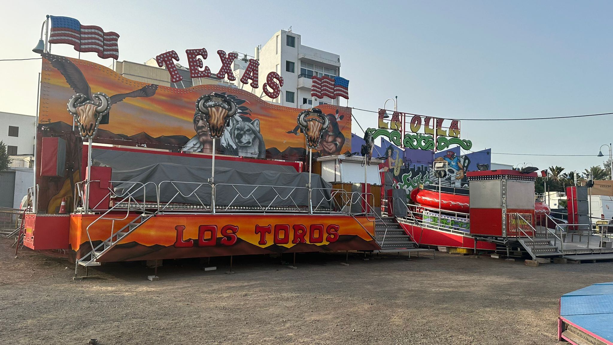 Algunas de las atracciones instaladas en Ginory, para las fiestas de San Ginés 2024 de Arrecife.