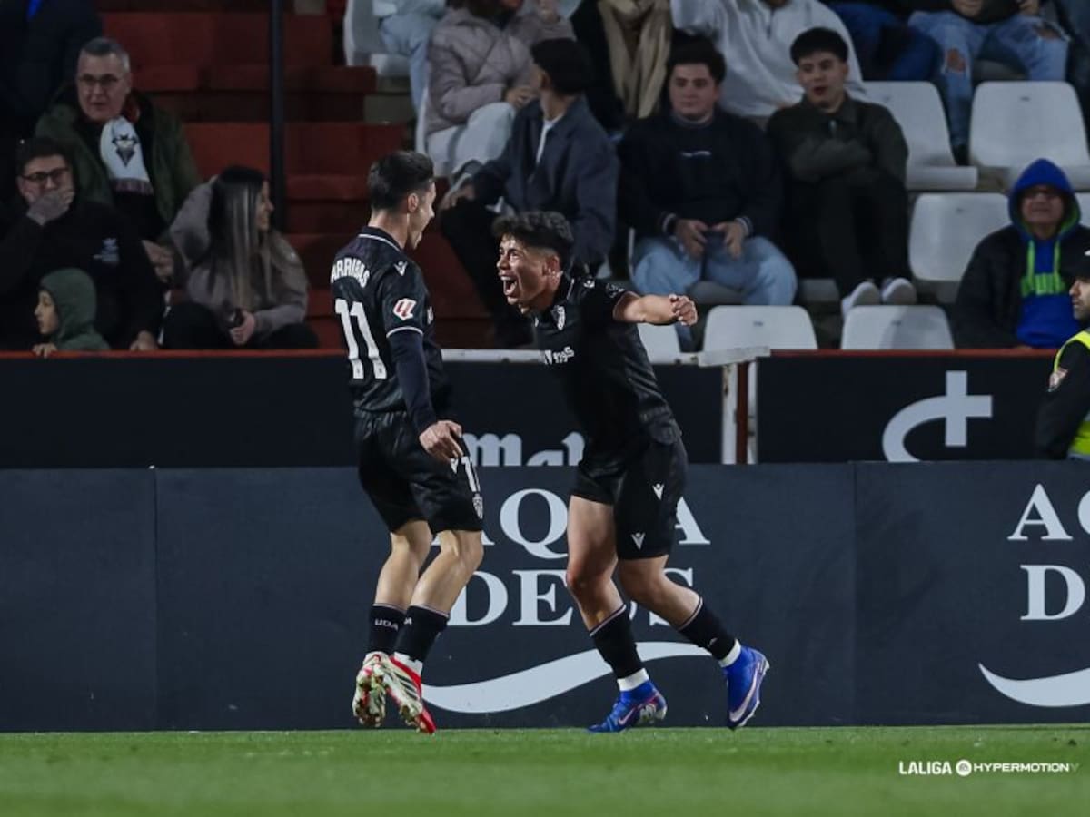 El Almería se fue a Albacete desde la tómbola