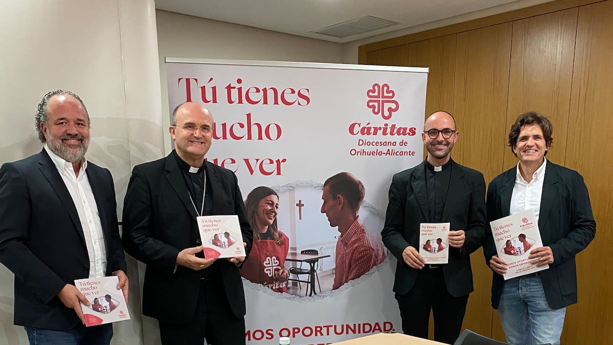 JAVIER RUVIRA SECRETARIO GENERAL DE CÁRITAS ALICANTE, en Hoy por Hoy Alicante, tras presentar la Memoria 2022