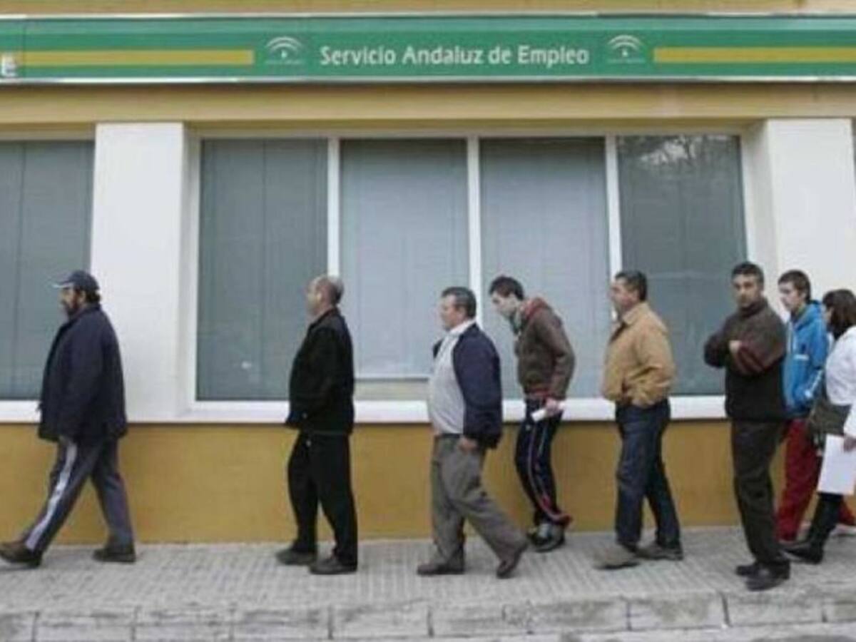 Sevilla cierra enero con la mayor subida del paro de los últimos seis años