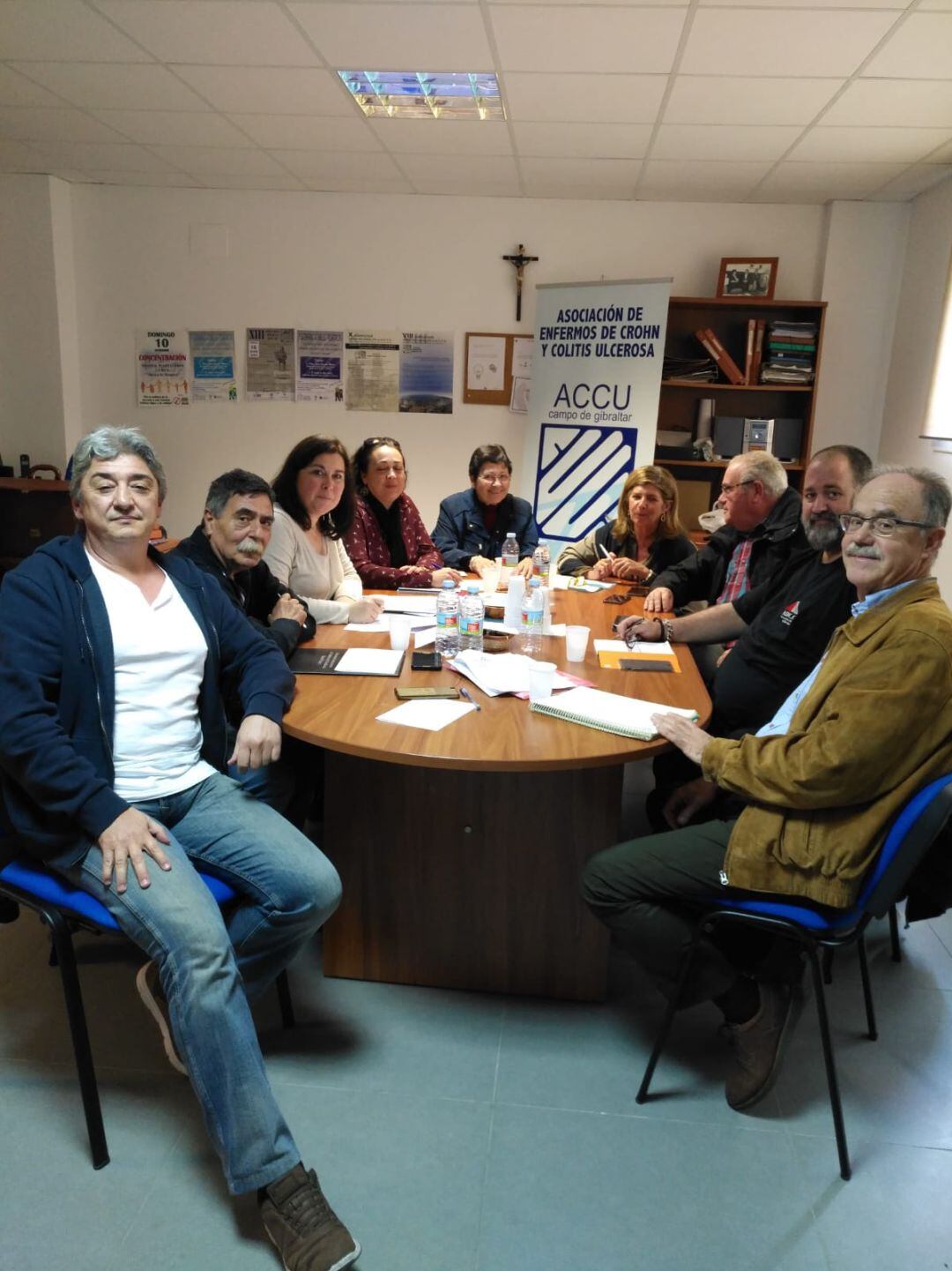 Reunión de María Isabel Paredes, delegada territorial de Salud y Familia y la Coordinadora en defensa de la Sanidad Pública del Campo de Gibraltar.