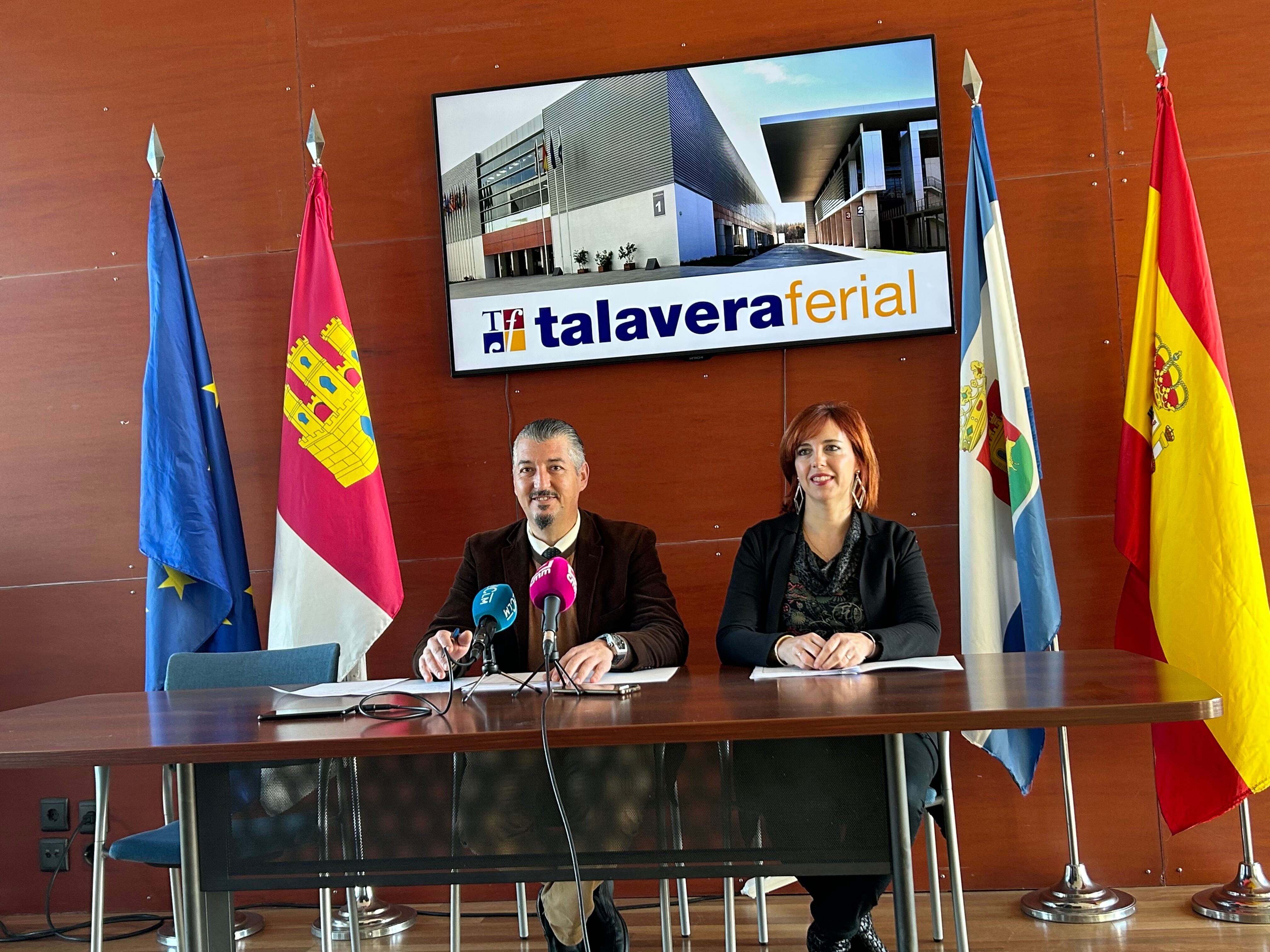 Foto del concejal responsable de Talavera Ferial, Gerardo Sánchez, durante la rueda de prensa que ha ofrecido este martes, para dar a conocer la programación del calendario de Talavera Ferial para el año 2024.