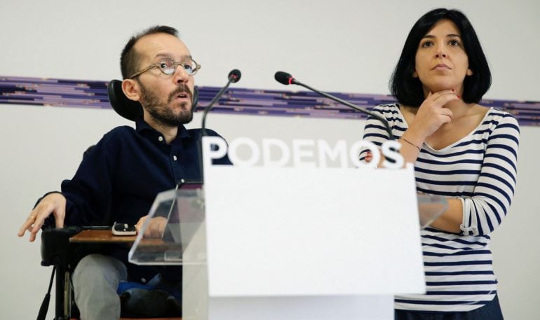 Los portavoces de Podemos Pablo Echenique e Idoia Villanueva durante la rueda de prensa ofrecida al término del Consejo de Coordinación del Partido