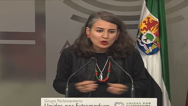 La portavoz de Unidas por Extremadura, Irene de Miguel valora el segundo discurso de investidura de María Guardiola