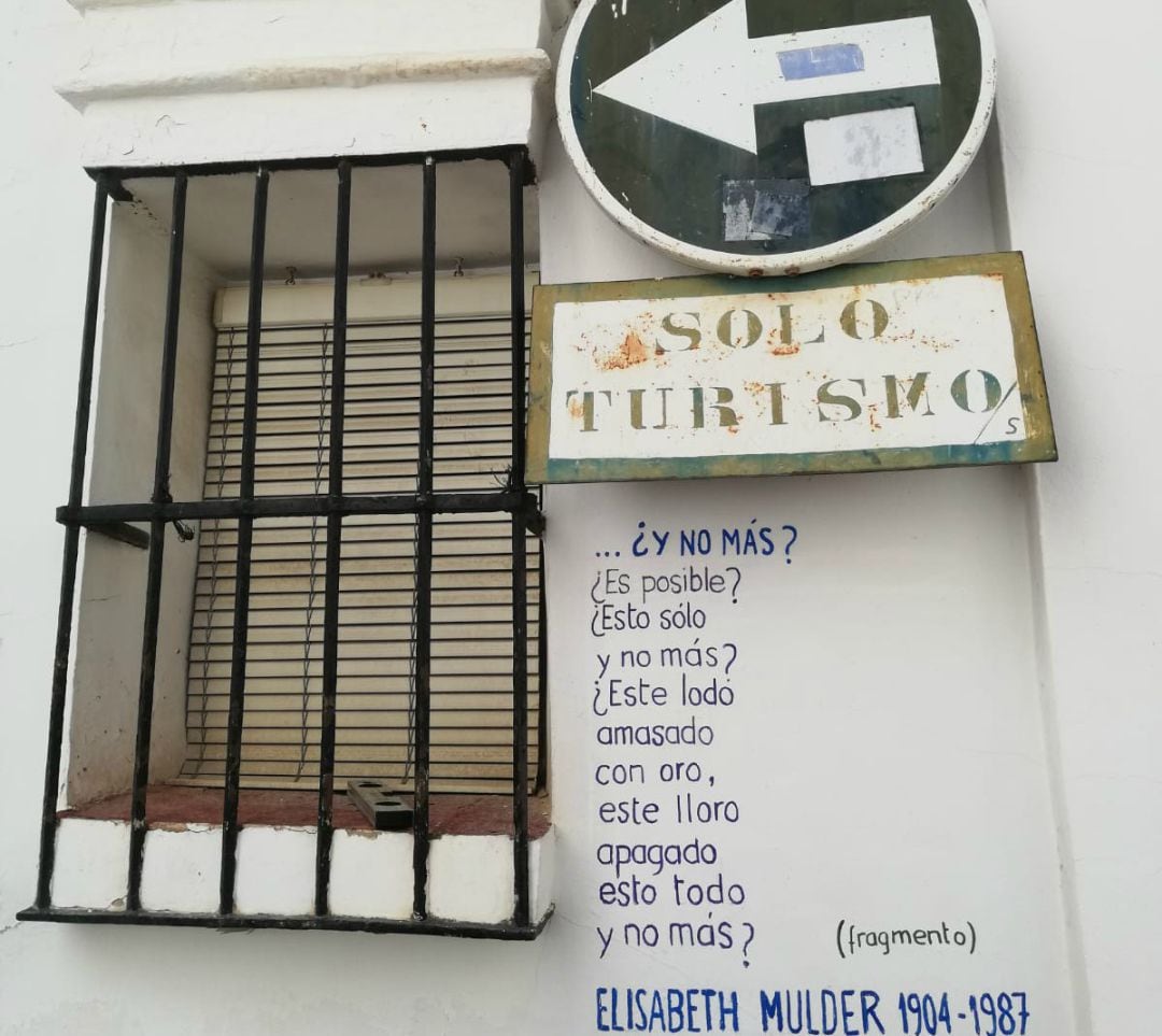 Un poema junto a una casa de Cortes de la Frontera