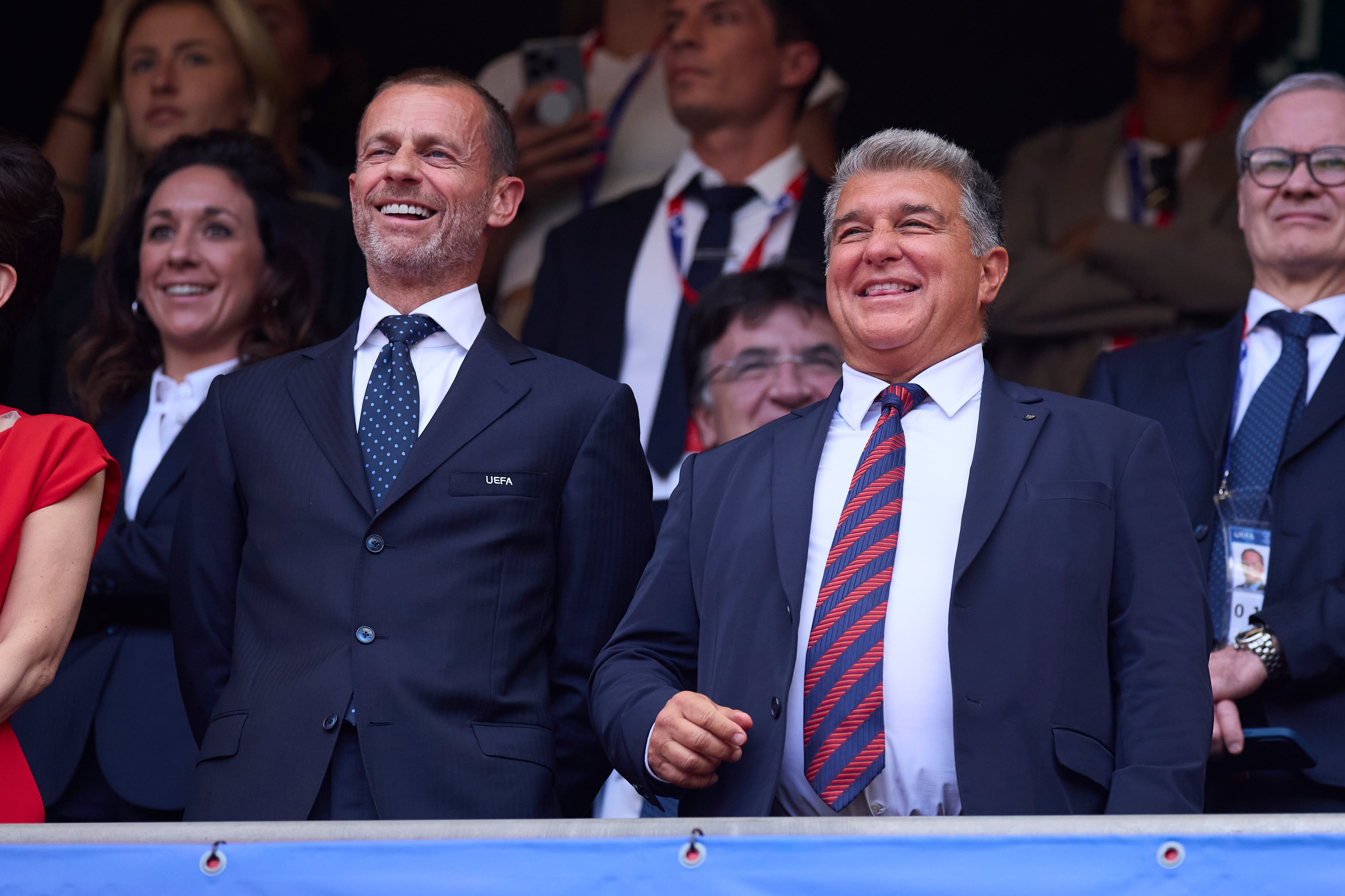 Joan Laporta, junto a Aleksander Ceferin, durante la final de la Champions femenina