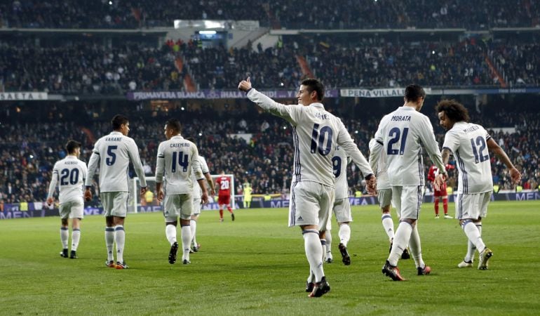 James celebra su segundo gol ante el Sevilla