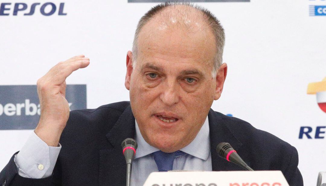 El presidente de LaLiga, Javier Tebas, protagoniza un desayuno deportivo de Europa Press.