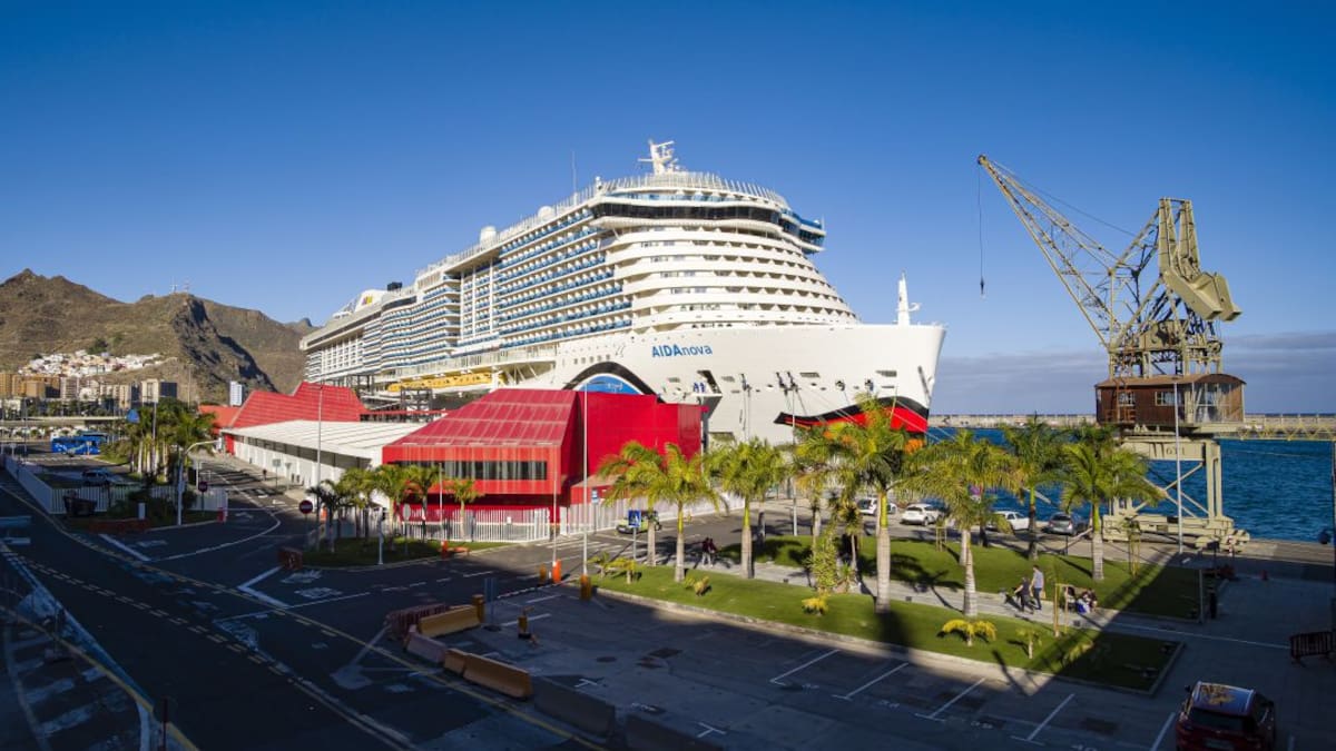 La concejala de Movilidad de Santa Cruz de Tenerife asegura que colaborarán "mano a mano" con la Autoridad Portuaria