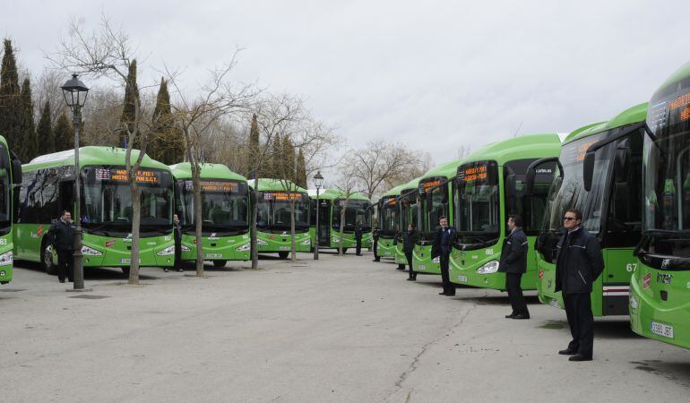 Flota de autobuses de la empresa DBlas Arriva