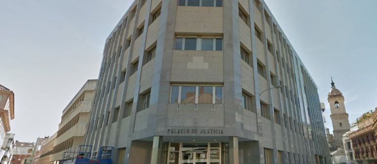 Fachada de la audiencia provincial de Ciudad Real, en donde una mujer de nacionalidad francesa ha sido condenada a 10 años por matar a su compañero 