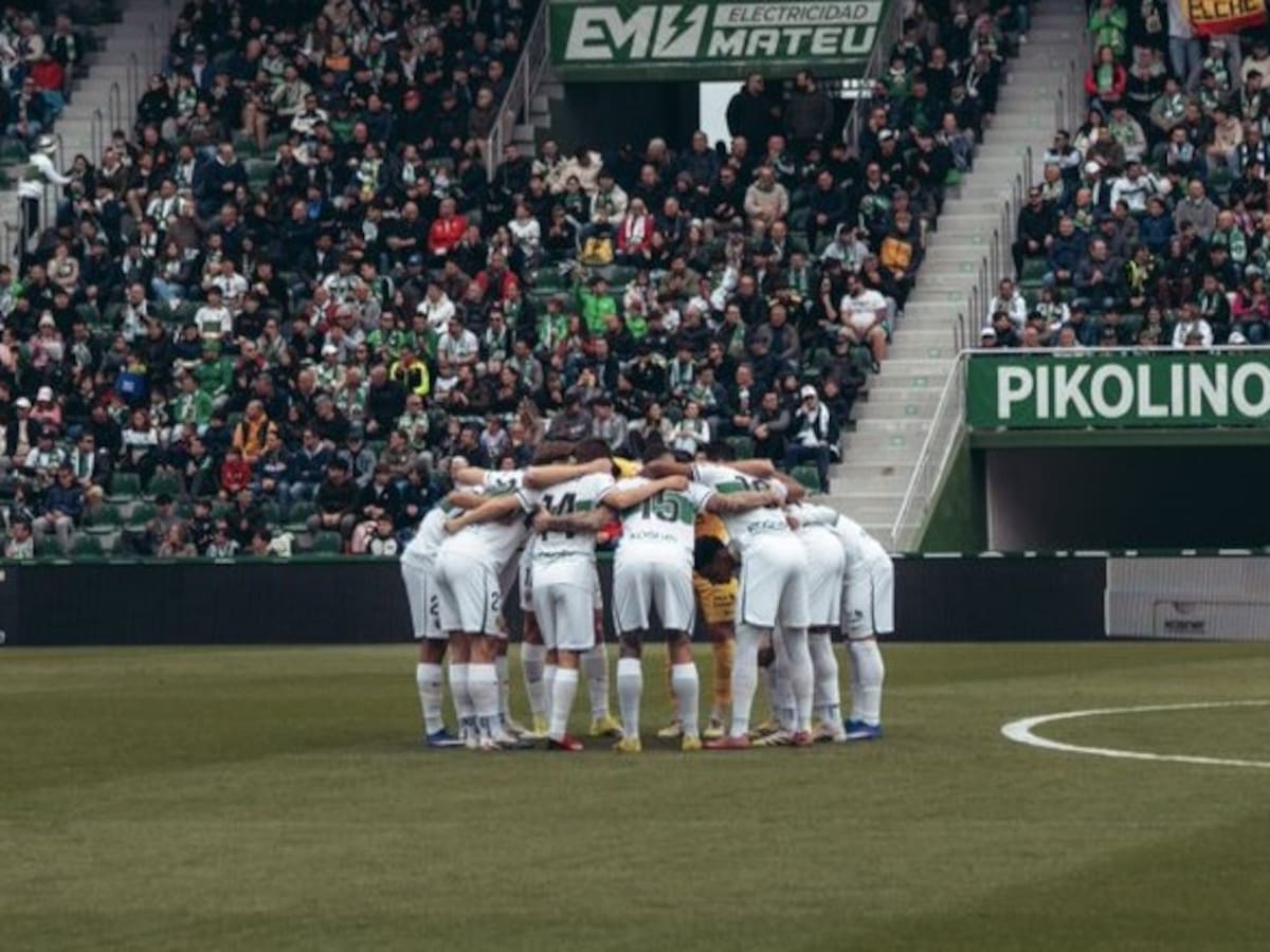 El Elche CF aprovecha el parón para medirse al Aston Villa en un amistoso