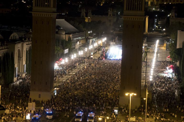 35.000 persones van omplir l'Avinguda Maria Cristina pel concert de la Mercè de LOS40