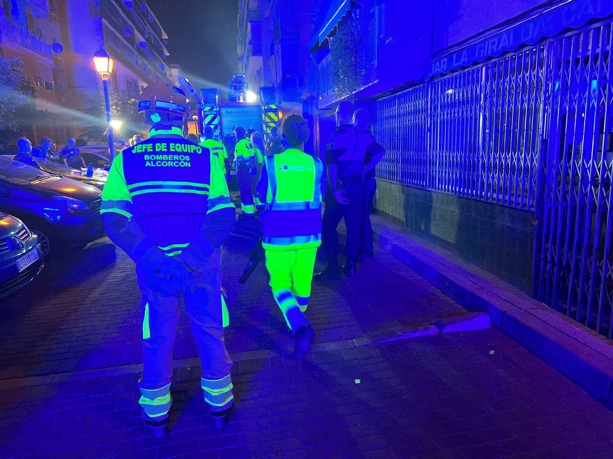 27/07/2023 Sucesos.- Muere un hombre de 84 años y herida de gravedad una mujer de 80 en un incendio en su casa en Alcorcón.

Un hombre de 84 años ha fallecido y una mujer de 80 ha resultado herida grave en un incendio este jueves que ha tenido lugar en su vivienda, ubicada en la calle Ciudad Real del municipio madrileño de Alcorcón, según ha informado un portavoz de Emergencias 112 Comunidad de Madrid.

SOCIEDAD 
EMERGENCIAS 112 COMUNIDAD DE MADRID
