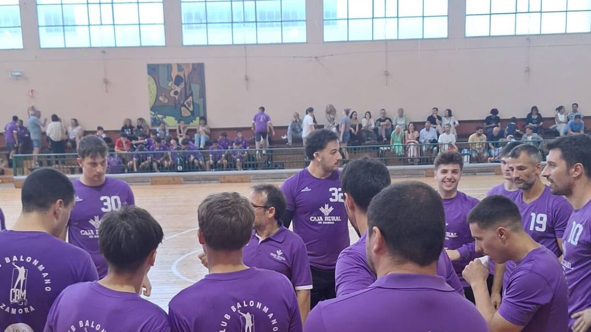El Balonmano Zamora supera sin dificultad a la ULE