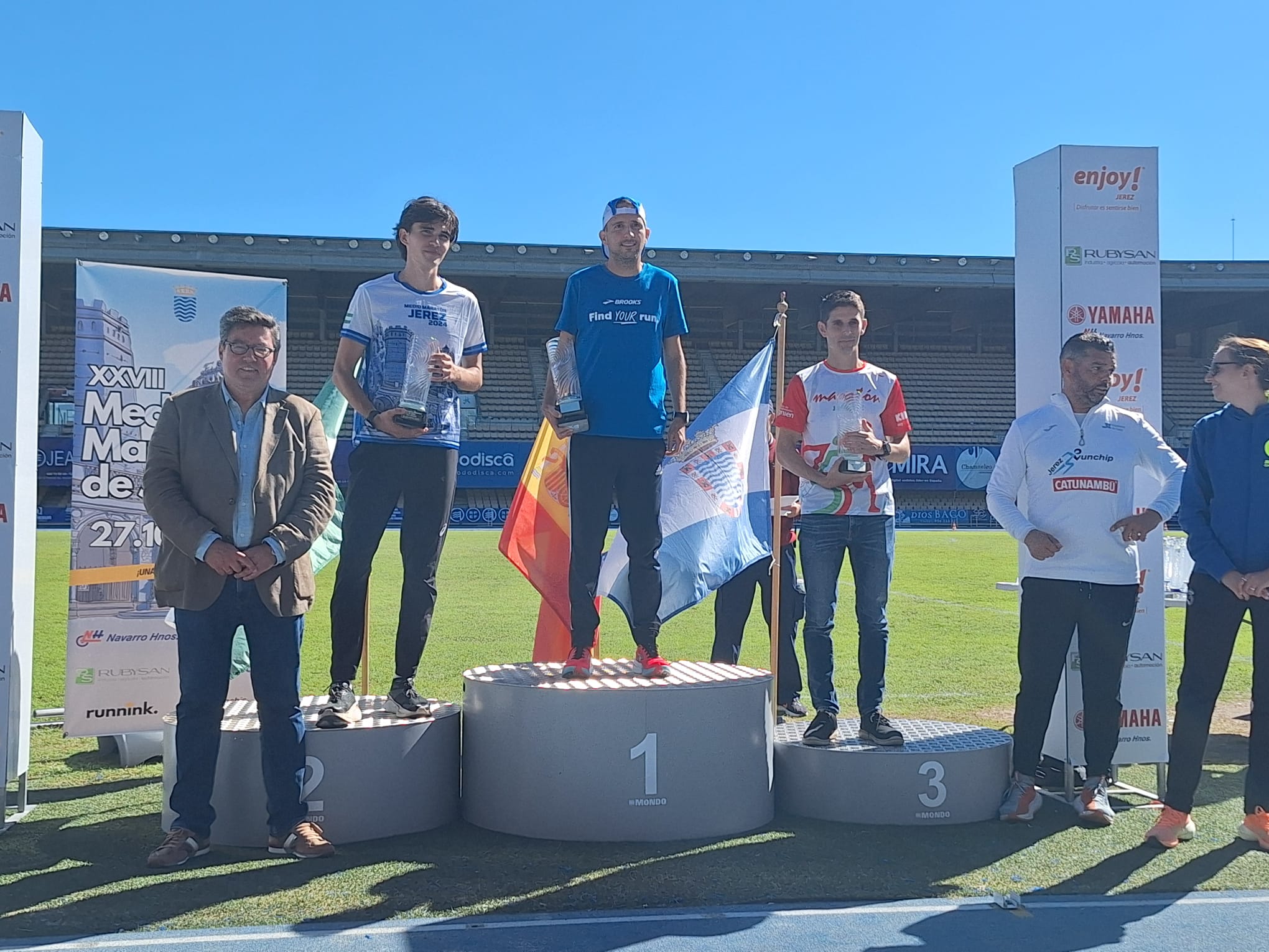 Podio Media Maratón Ciudad de Jerez