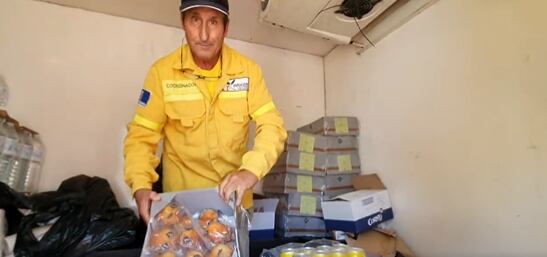 José Antonio 'Chichas' en el puesto de avituallamiento de Sevilleja de la Jara