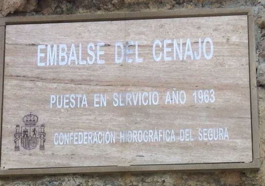 Placa actual instalado por la CHS.