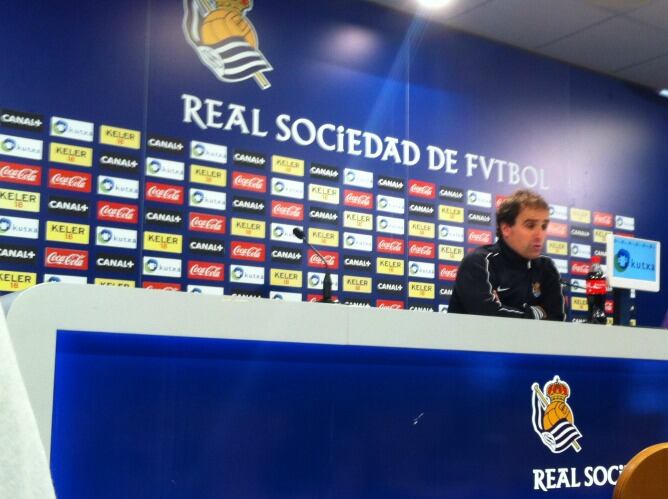 Arrasate confía en volver vivo del Camp Nou