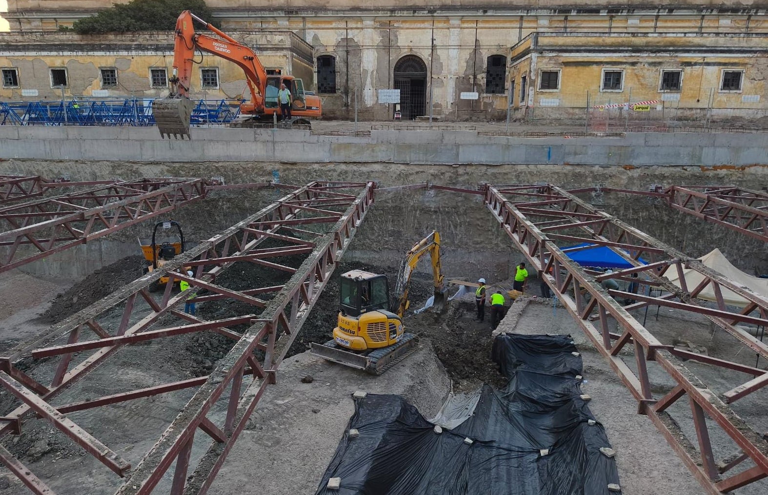 Obras en Sevilla donde han encontrado restos de un puerto romano