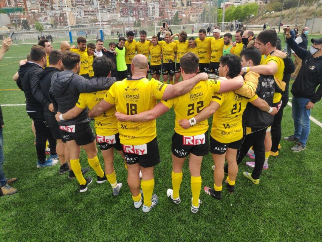 Celebración tras el triunfo en Barcelona